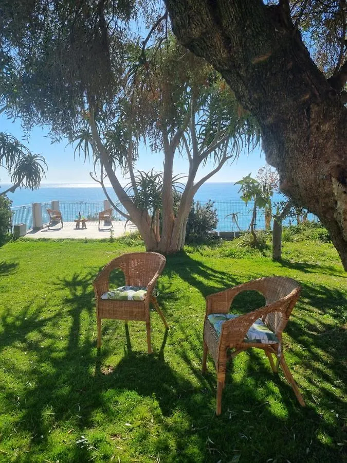 Alojamento de Turismo Rural Agriturismo La Tuffatrice Imperia Itália